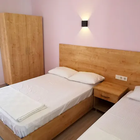 Lavanda מלון דירות